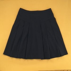 Adrienne Vittadini black pleated skirt